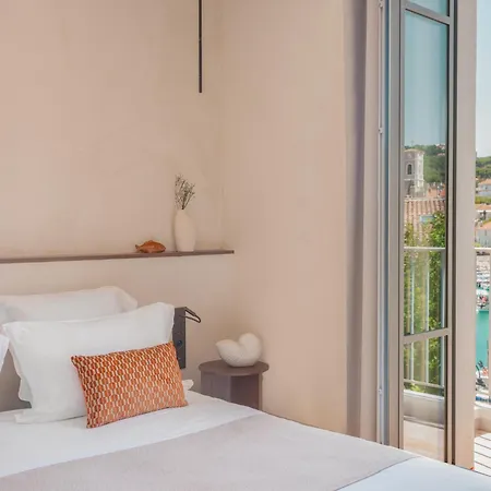 Liautaud Hotel 4*