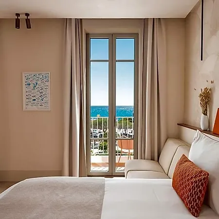 Liautaud By Germain Collection 4*